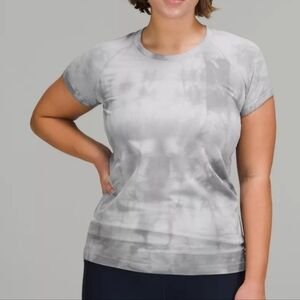 lululemon athletica Women's Swiftly Short Sleeve Gray Marble Tee